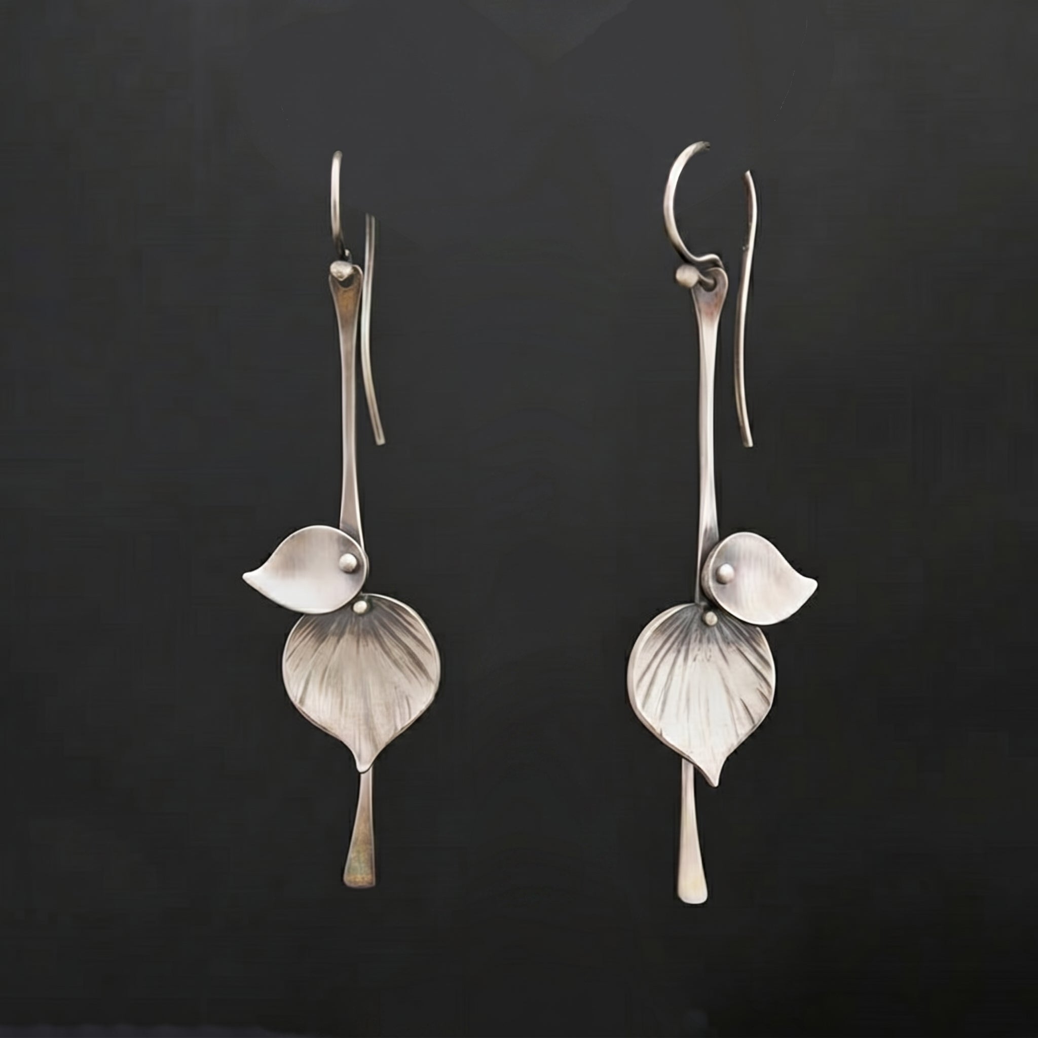 Karin - Vintage Silver Leaf Earrings