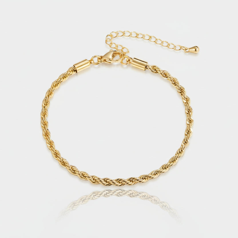 Elegant braided gold bracelet