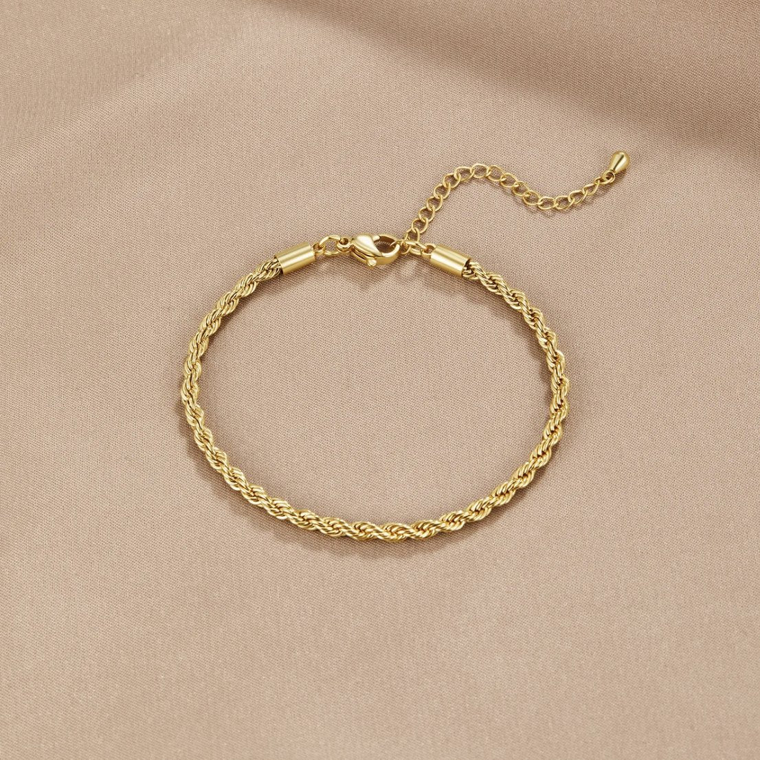 Elegant braided gold bracelet